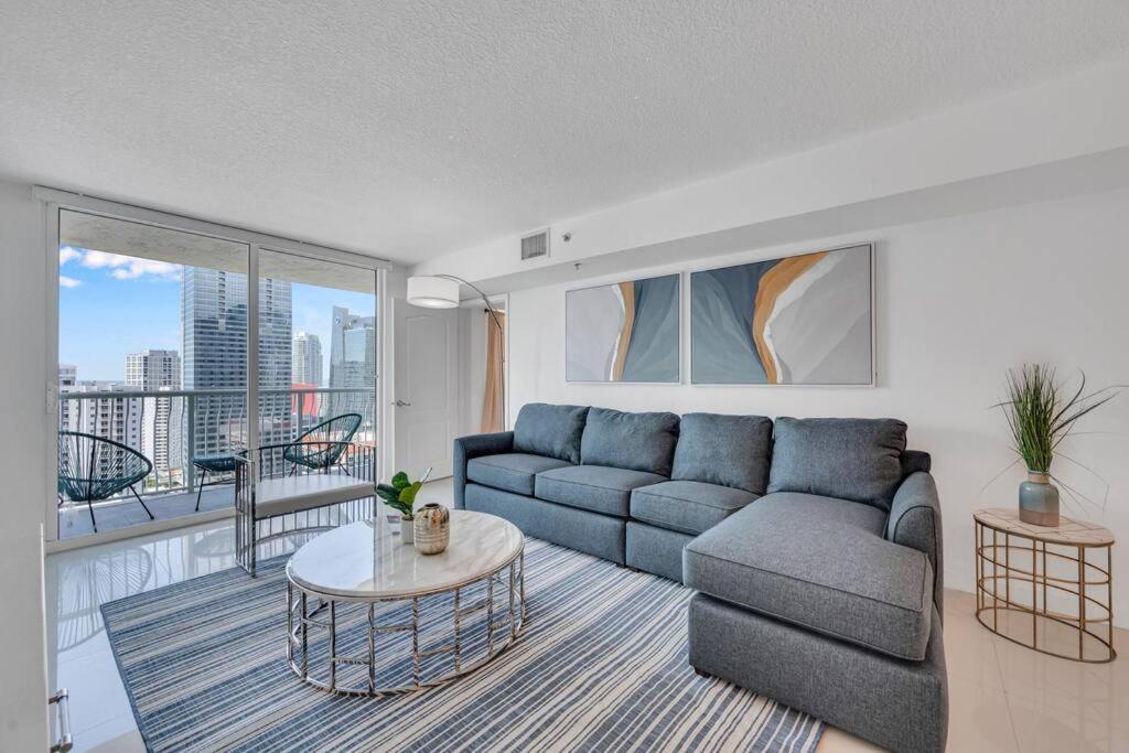 Luxurious Private Unit With Parking Lägenhet Miami Exteriör bild