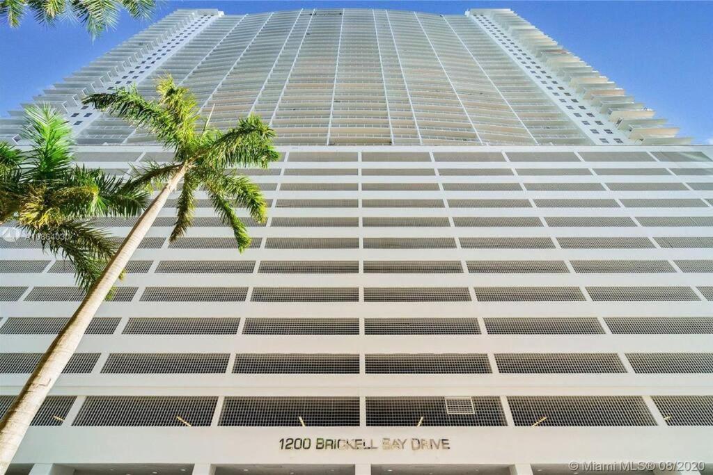 Luxurious Private Unit With Parking Lägenhet Miami Exteriör bild